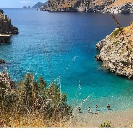 Green In Sorrento Coast